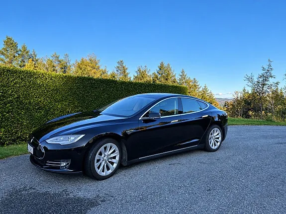 Tesla Model S 2016 photo 4