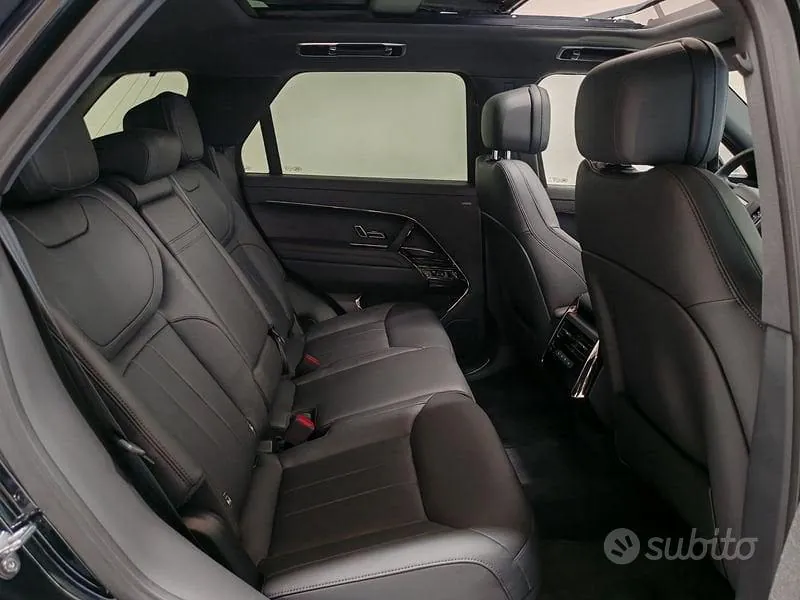 Land Rover Range Rover Sport 2025 photo 5