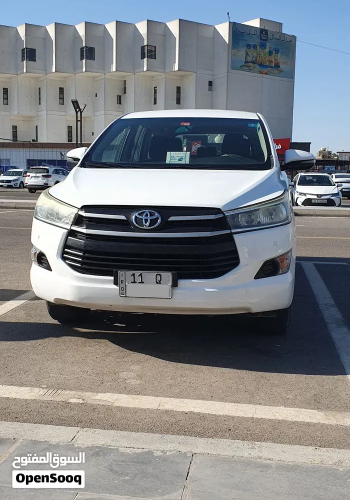 Toyota Innova 2023 photo 2