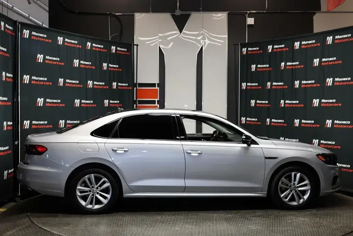 Volkswagen Passat 2021 photo 3