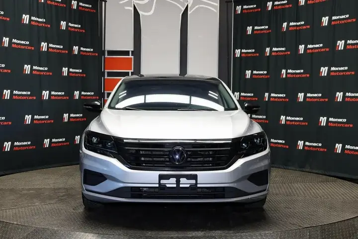 Volkswagen Passat 2021 photo 2