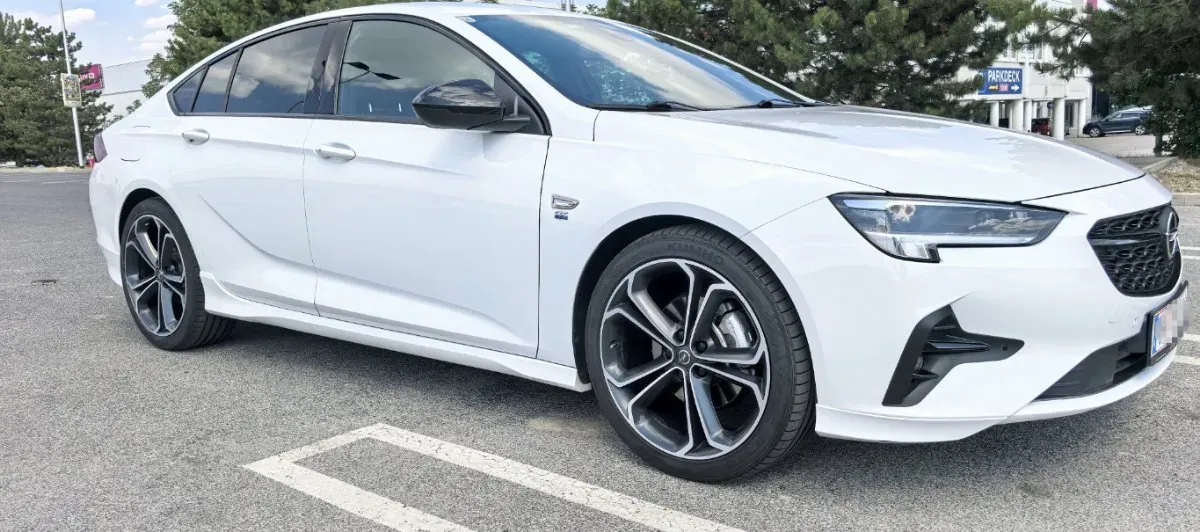 Opel Insignia 2022 photo 2