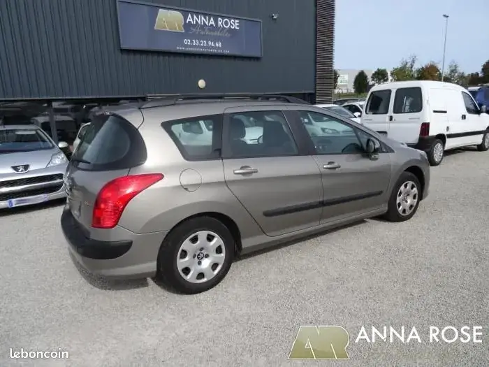 Peugeot 308 2012 photo 3