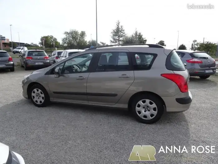Peugeot 308 2012 photo 4