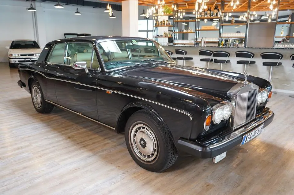 Rolls-Royce Corniche