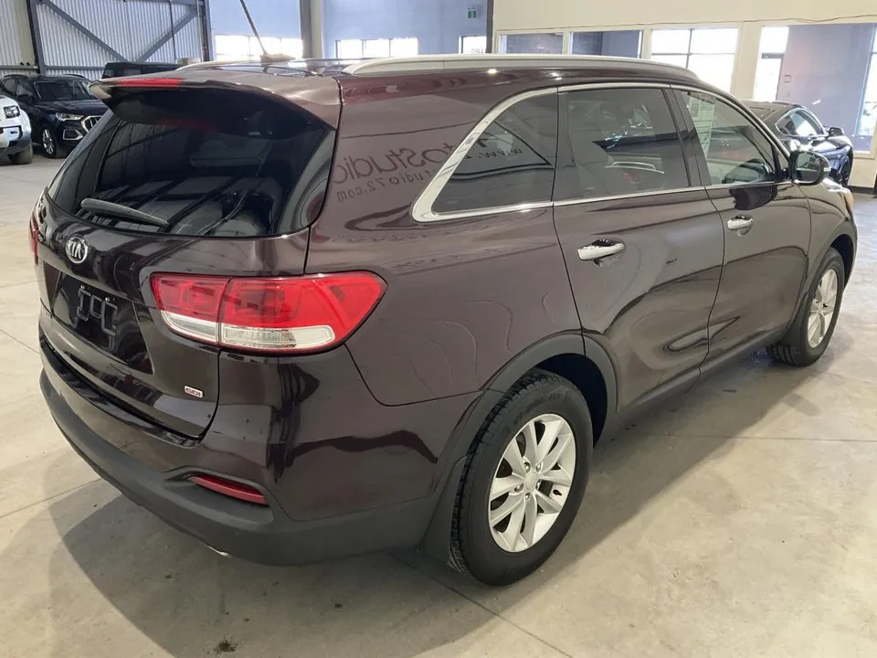Kia Sorento 2016 photo 4