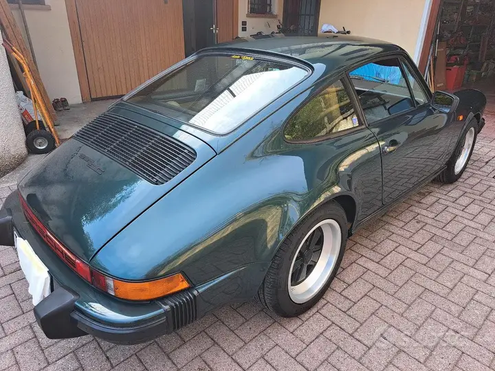 Porsche 911 1982 photo 4