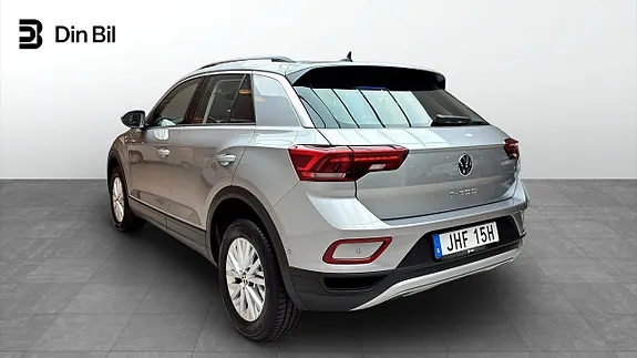 Volkswagen T-Roc 2023 photo 3