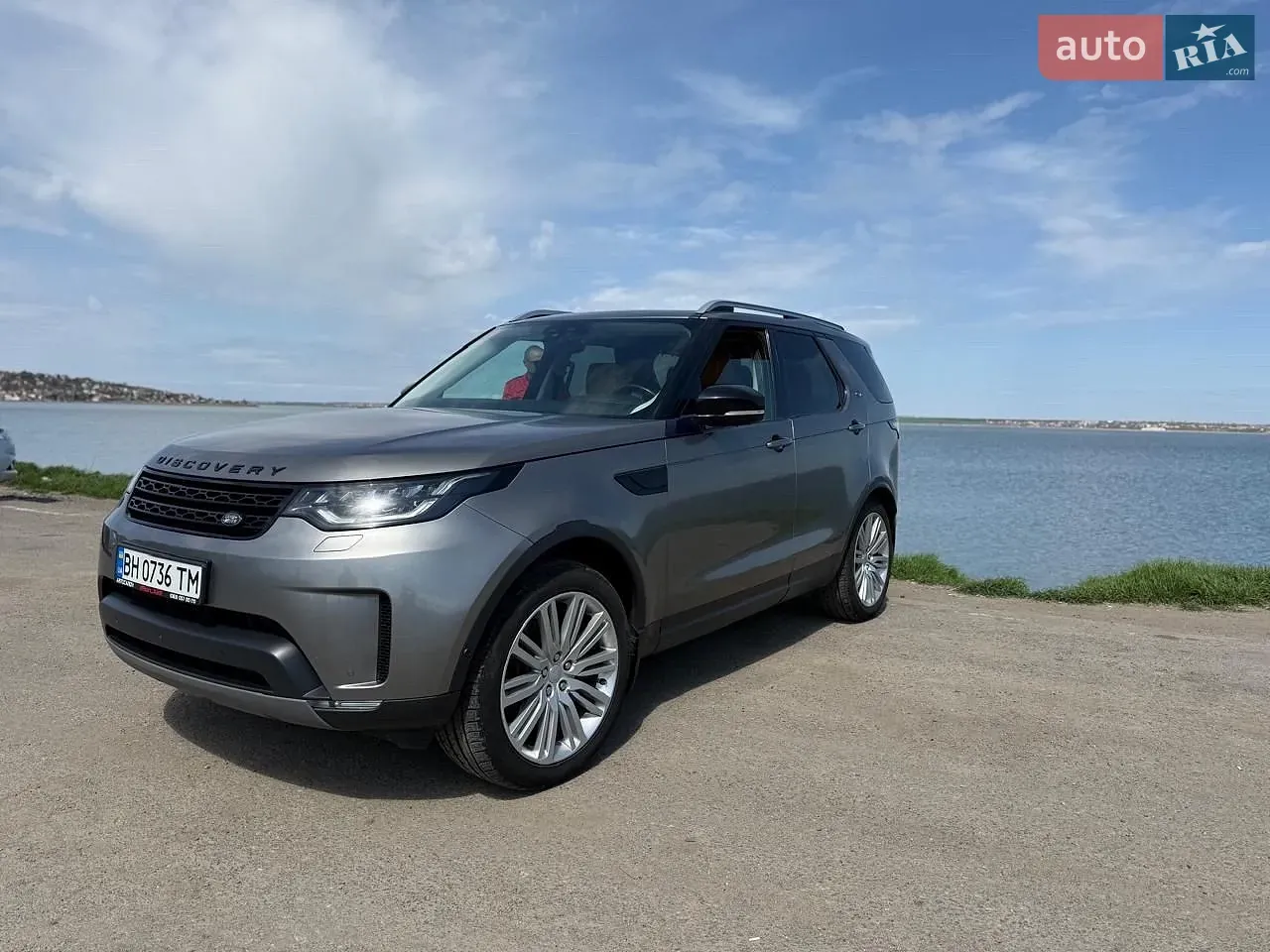 Land Rover Discovery 2017 photo 4