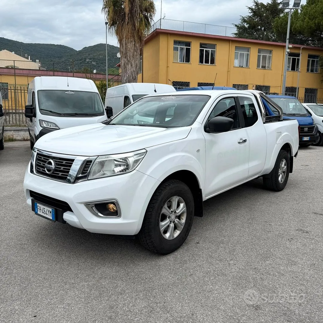 Nissan Navara 2017 photo 4