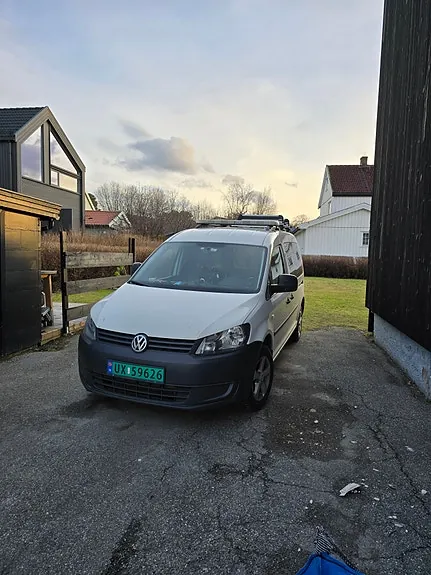 Volkswagen Caddy Maxi 2011 photo 3