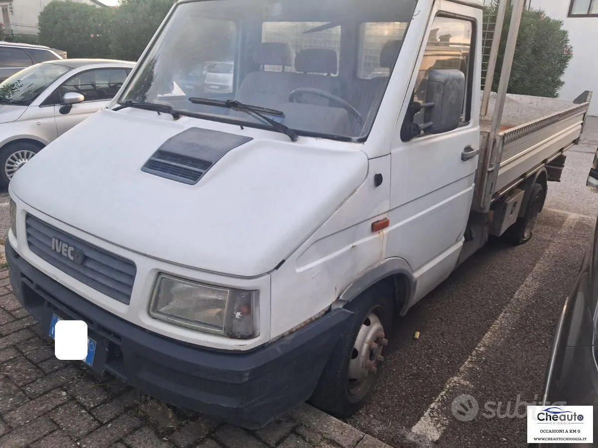 Iveco Daily 1992 photo 4