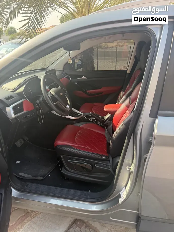 Chevrolet Captiva 2023 photo 2