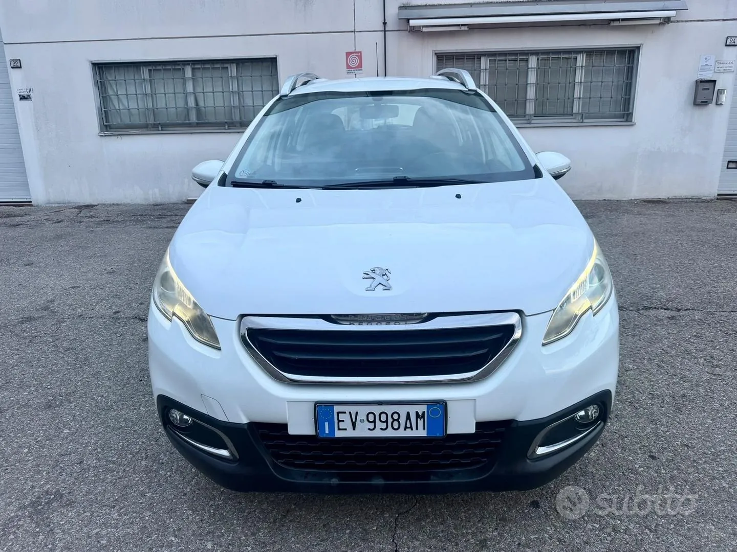 Peugeot 2008 2014 photo 2
