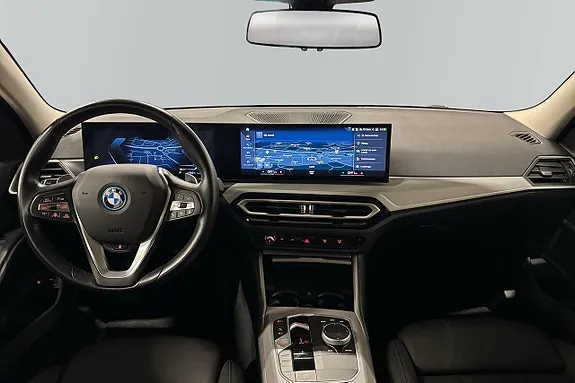 BMW 330E 2023 photo 4