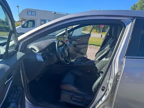 Toyota C-Hr 2017 photo 5