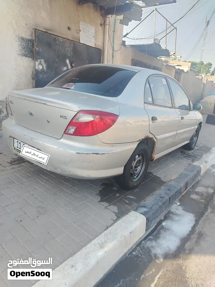 Kia Rio 2001 photo 2