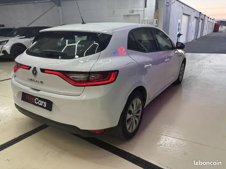 Renault Megane 2017 photo 5