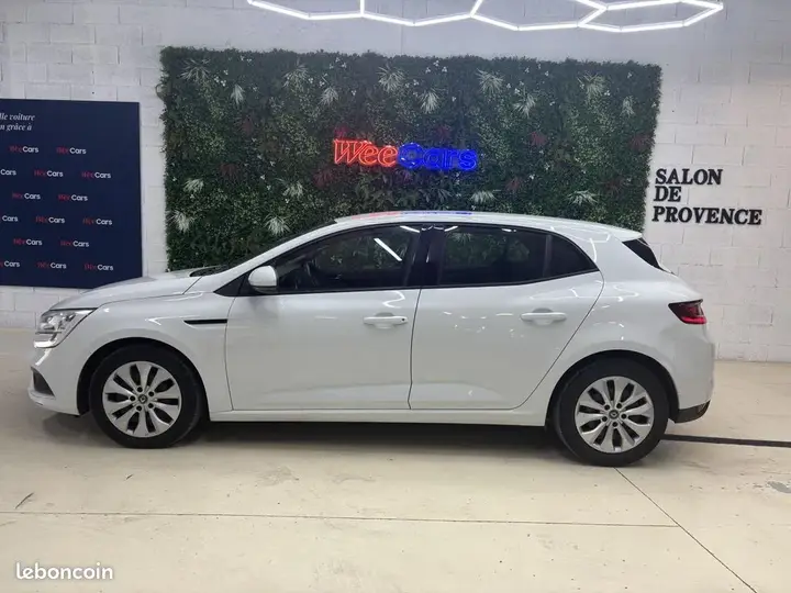 Renault Megane 2017 photo 2