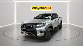 Toyota Hilux 2024 photo 4