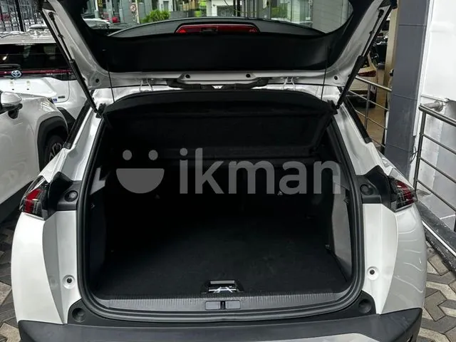Peugeot 2008 2023 photo 4