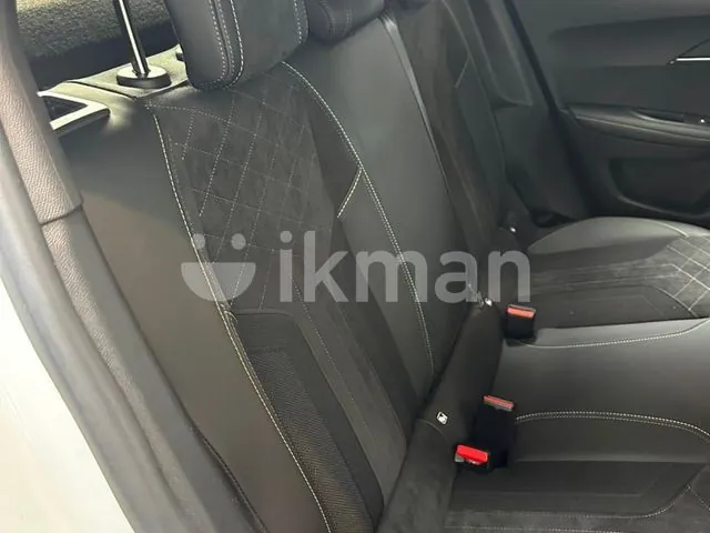 Peugeot 2008 2023 photo 5