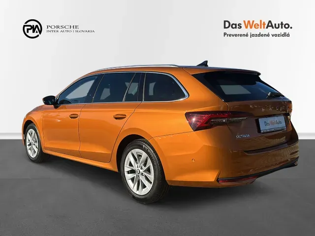 Skoda Octavia Combi 2025 photo 2