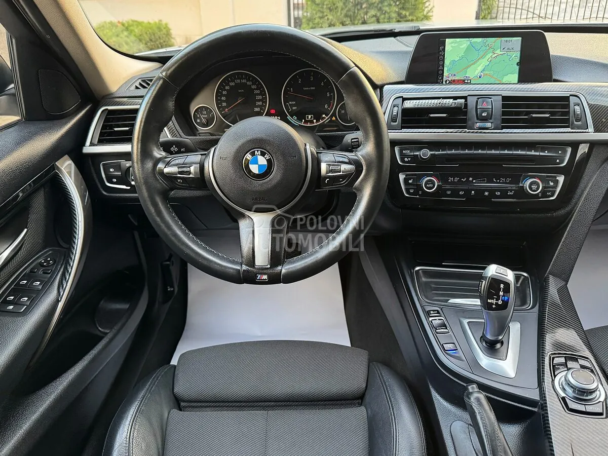 BMW 320 2013 photo 2