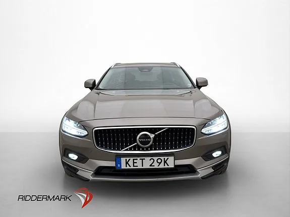 Volvo V90 Cross Country