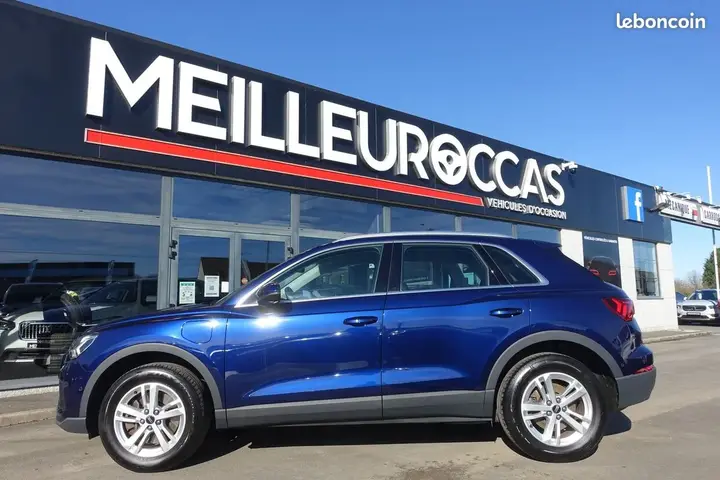 Audi Q3 2021 photo 2
