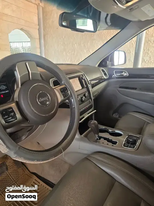 Jeep Grand Cherokee 2012 photo 4