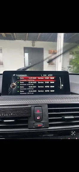 BMW 330E
