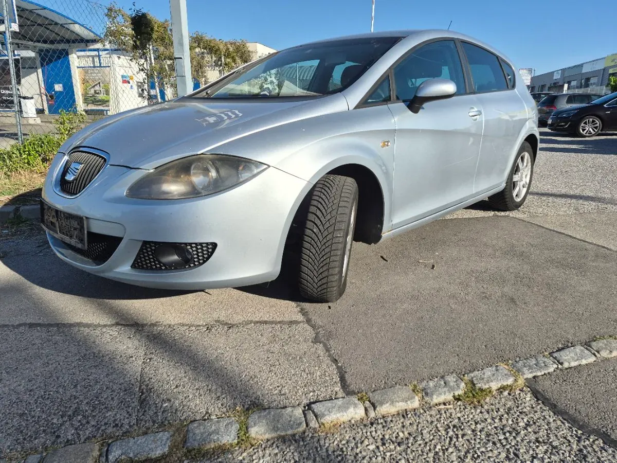 Seat Leon 2008 photo 3