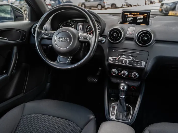 Audi A1 Sportback 2016 photo 2