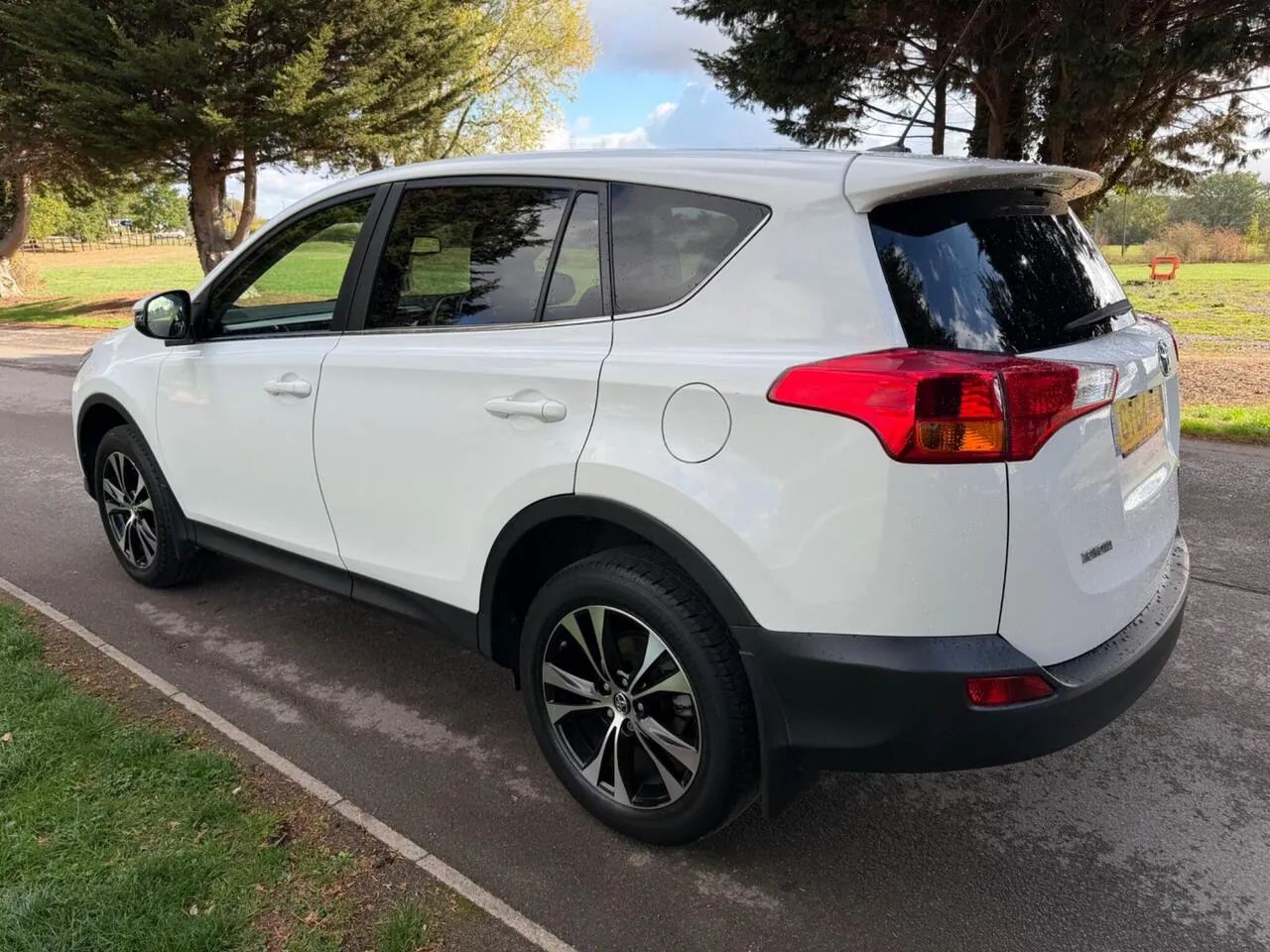 Toyota Rav4 2014 photo 4