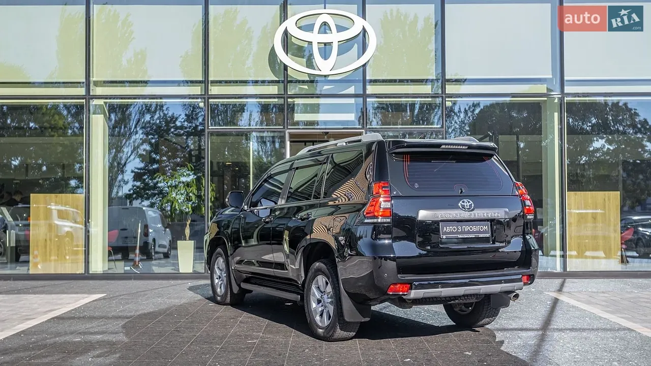 Toyota Land Cruiser Prado 2021 photo 2