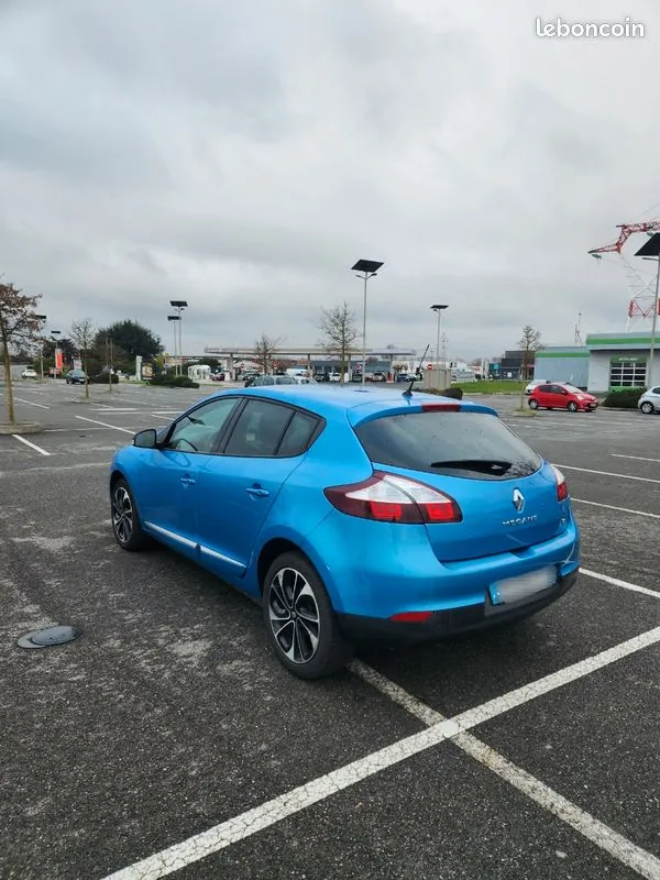 Renault Megane 2015 photo 2