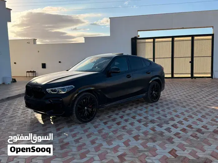 BMW X6 M50I