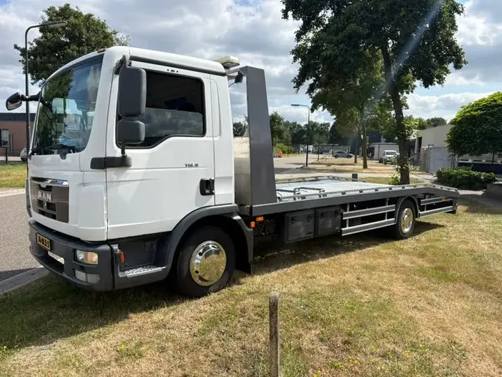 MAN 8.180