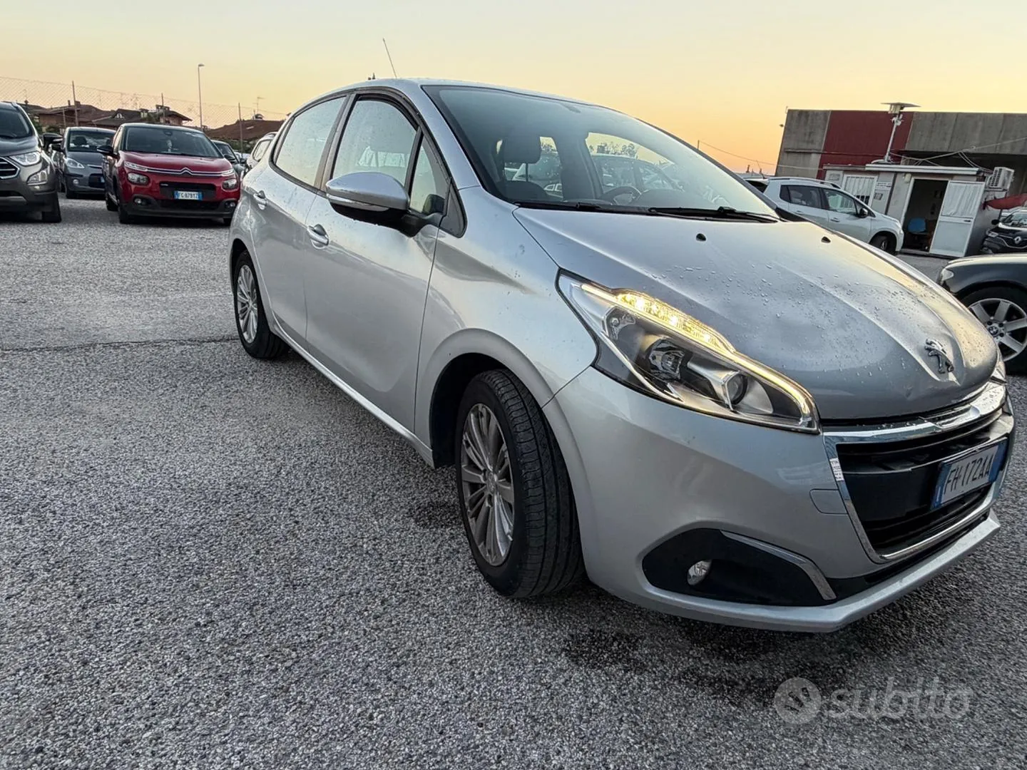 Peugeot 208 2017 photo 4