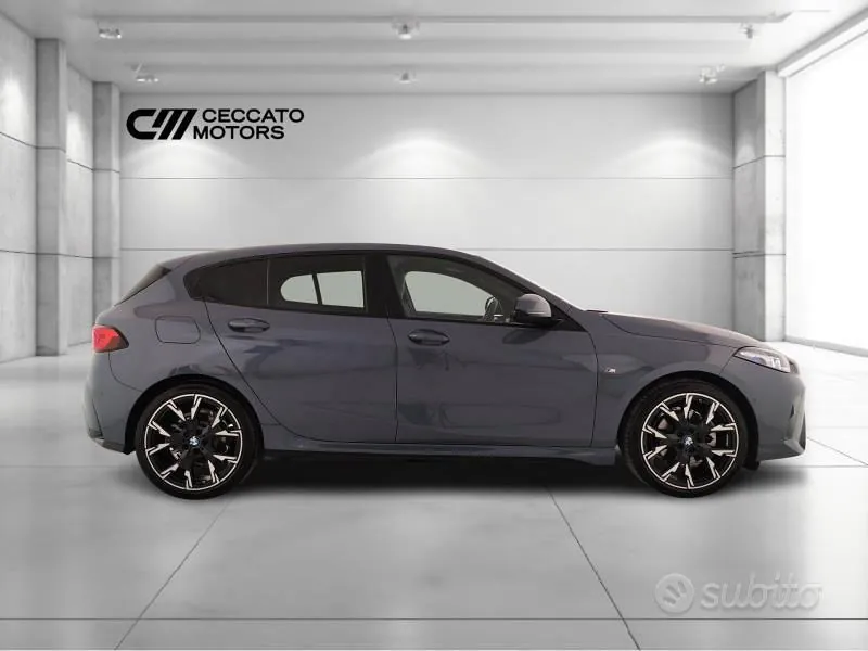 BMW 1 Series 2025 photo 3