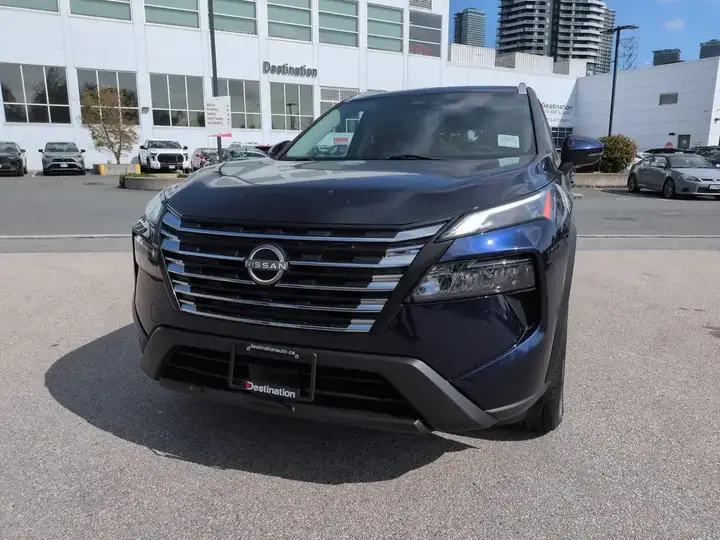 Nissan Rogue 2024 photo 2