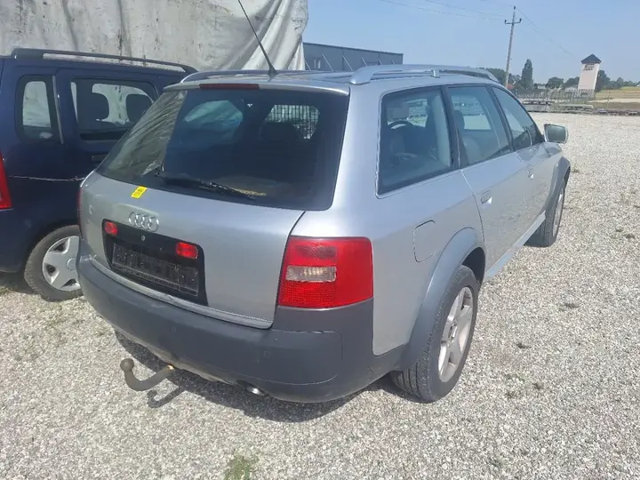Audi A6 Allroad 2001 photo 3