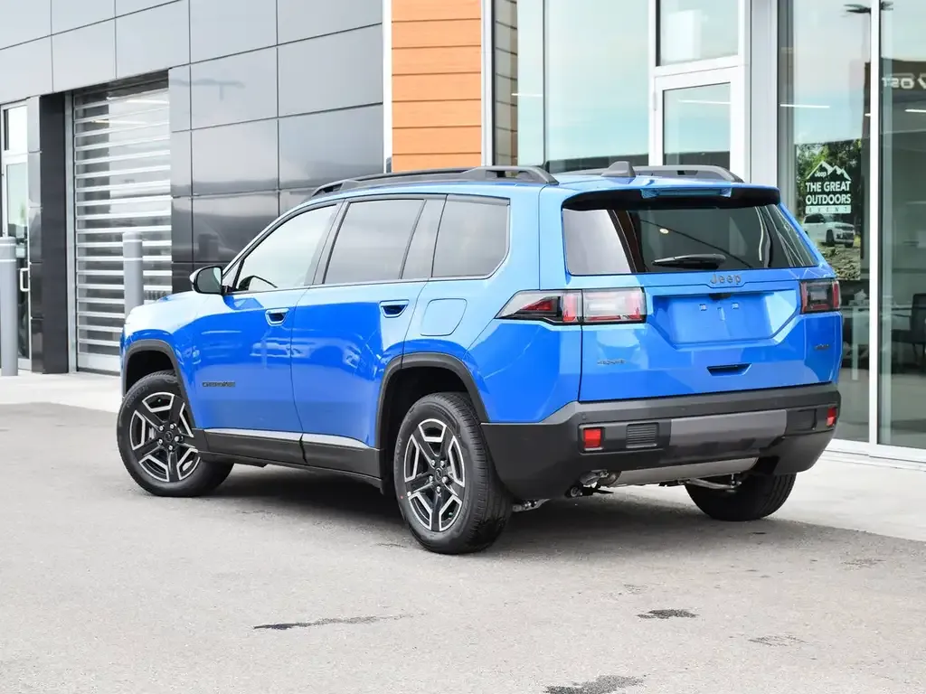 Jeep Cherokee 2026 photo 4