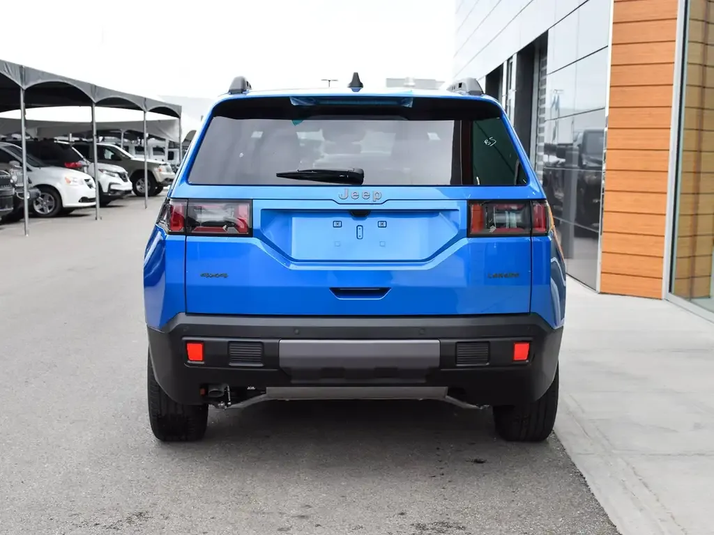 Jeep Cherokee 2026 photo 5
