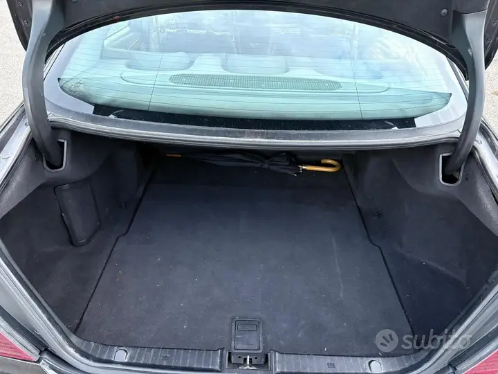 Mercedes-Benz E220 2004 photo 4