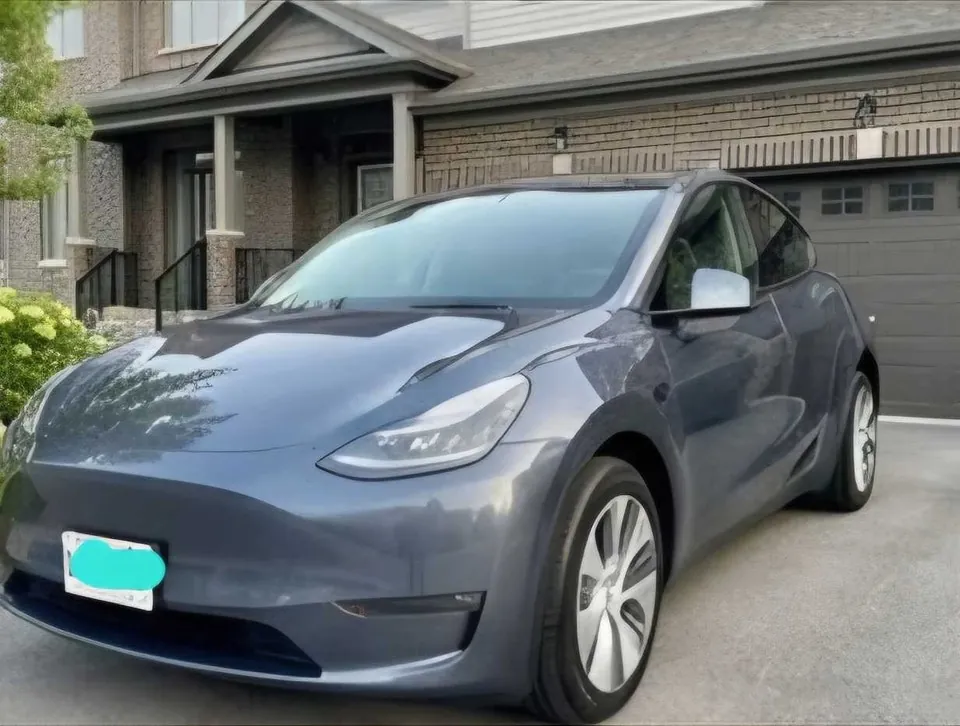 Tesla Model Y 2023 photo 4
