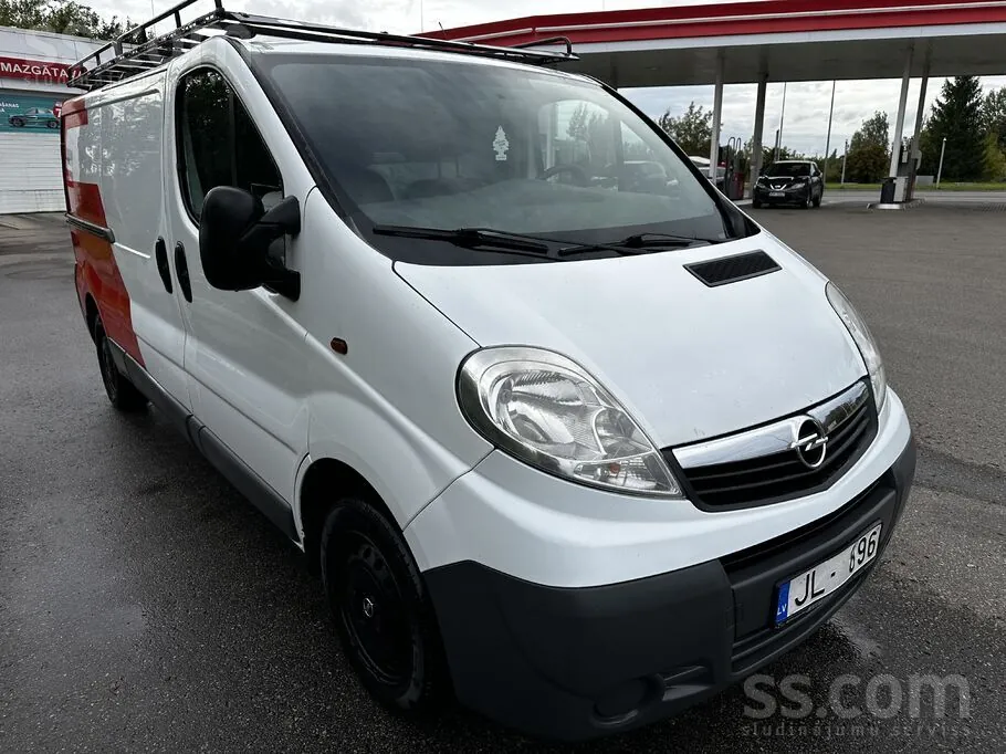 Opel Vivaro 2013 photo 4
