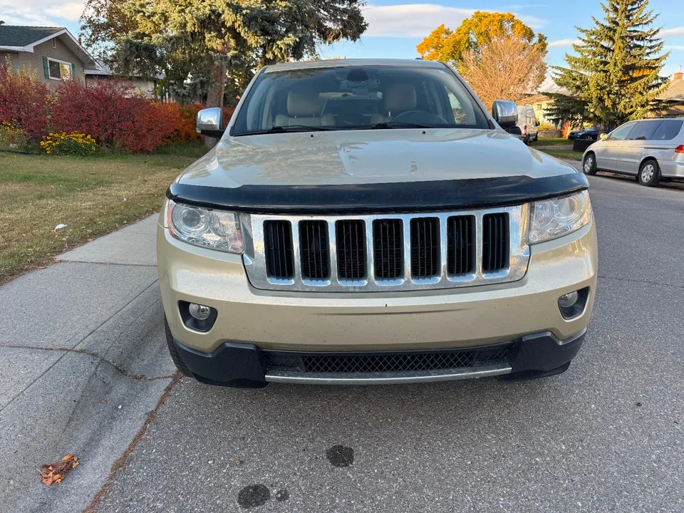 Jeep Grand Cherokee 2012 photo 4