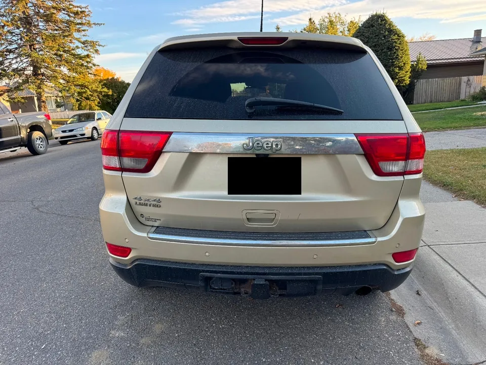 Jeep Grand Cherokee 2012 photo 2